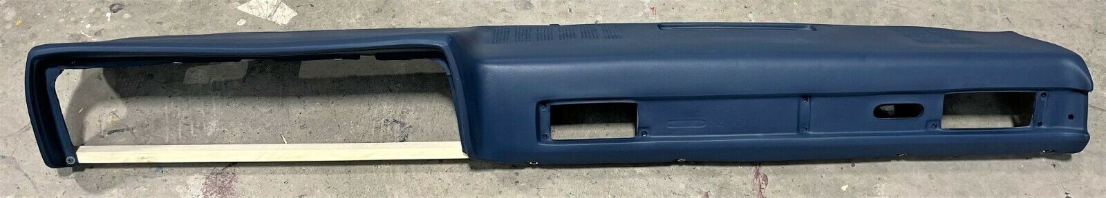 1981-1987 Chevy & GMC Urethane Dash Pad, Dark Blue - GM Truck
